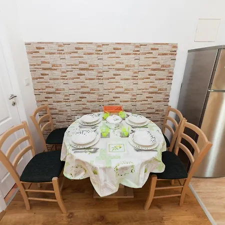 With A Parking Space - Cuskijas, Novigrad - 17619 Pridraga