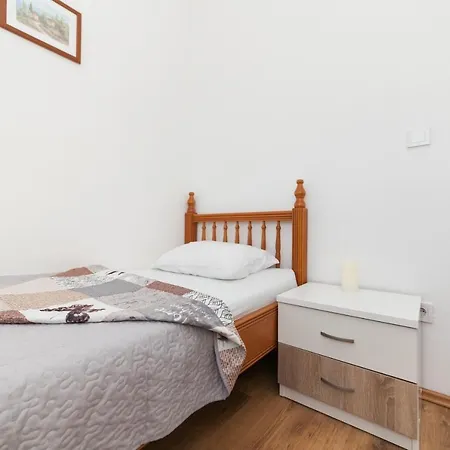 With A Parking Space - Cuskijas, Novigrad - 17619 * Pridraga